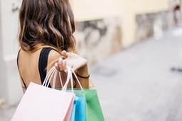 Unsere Welt der Papier- und Textiltaschen