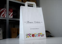 Papiertüten mit Bedruckung